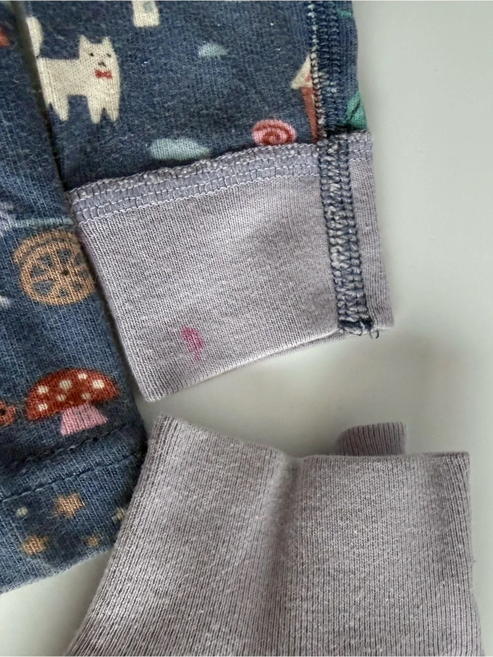 Hanna Andersson 5T Kids Cozy Village Print Pajama Set - navy blue